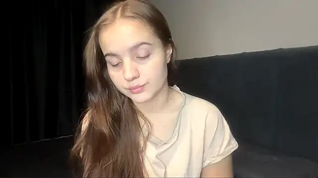 Snapshot of LowriseZiziphus chatting on March 3, 2026, 3:19 pm LowriseZiziphus online show from March 3, 2026, 3:19 pm