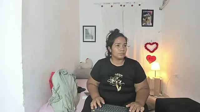 Snapshot of mariana_villa72 chatting on June 30, 2026, 1:55 pm mariana villa72 online show from June 30, 2026, 1:55 pm