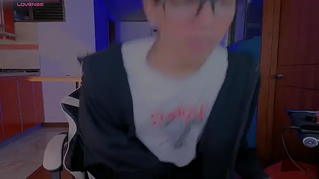 Ryan sweet online show from February 25, 2026, 1:44 pm