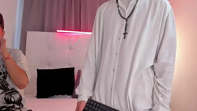 Jason 23   online show from May 5, 2026, 7:28 pm