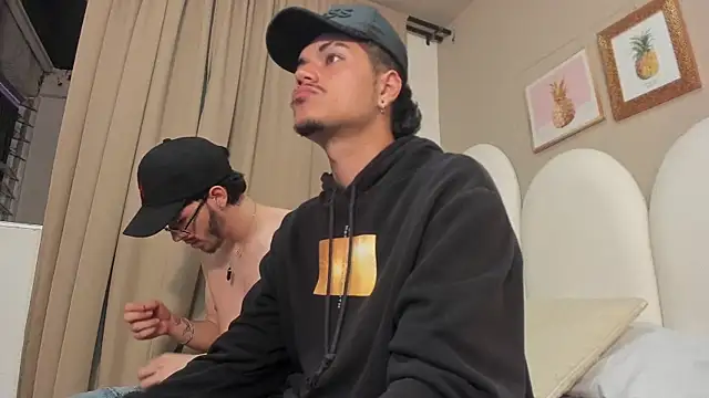 Jason 23   online show from April 19, 2026, 2:34 am