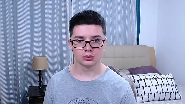 BlackFoXXX69 online show from April 16, 2026, 8:53 pm