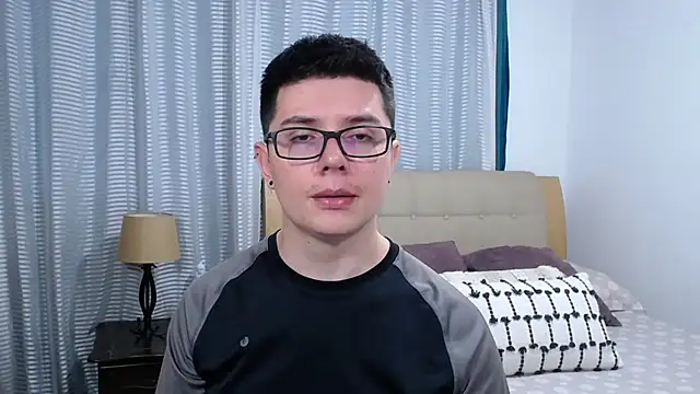 BlackFoXXX69 online show from April 20, 2026, 7:15 pm