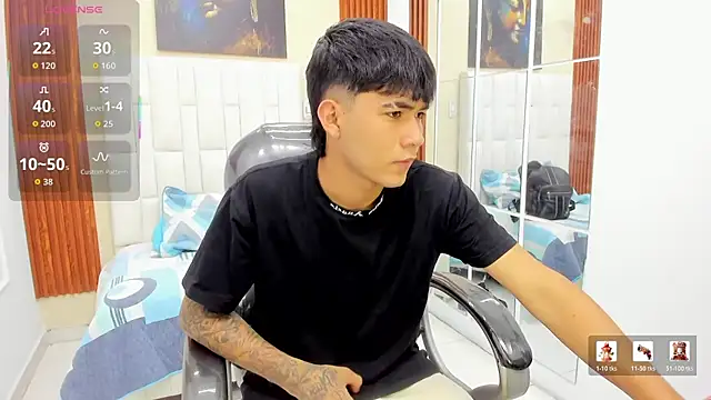 Snapshot of Thiago_collinss chatting on July 7, 2026, 10:13 pm Thiago collinss online show from July 7, 2026, 10:13 pm