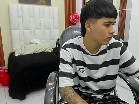 Thiago collinss online show from February 24, 2026, 11:05 pm