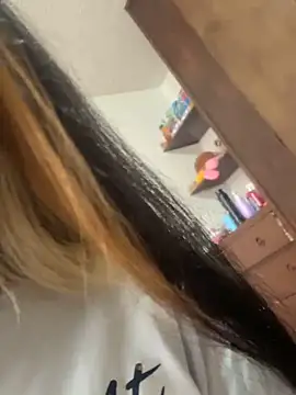 Sara 92 online show from March 24, 2026, 9:37 pm