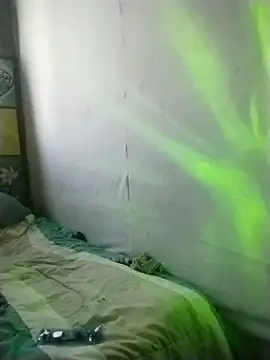 Cristal queen  online show from April 12, 2026, 1:25 pm