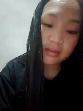 Miu la online show from March 1, 2026, 1:44 pm