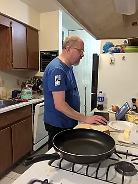 Snapshot of WorthingtonM3 chatting on March 2, 2026, 4:58 pm WorthingtonM3 online show from March 2, 2026, 4:58 pm