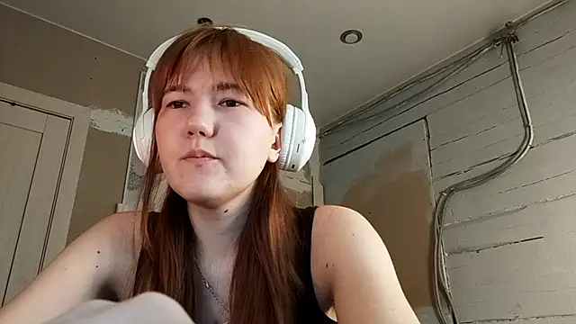 DinaFirebird online show from March 5, 2026, 4:09 am