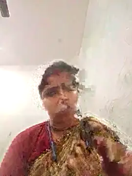 Hot chani online show from March 24, 2026, 7:41 am