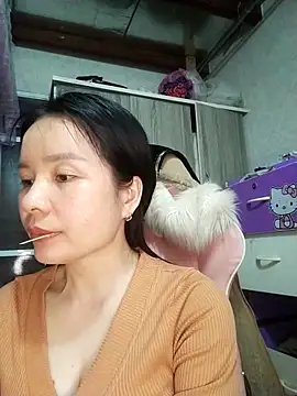 Ivy Trix2 online show from March 19, 2026, 2:50 pm