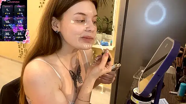 Snapshot of TracyDenoon chatting on March 4, 2026, 4:04 pm TracyDenoon online show from March 4, 2026, 4:04 pm