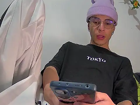 militoveruss2 online show from March 3, 2026, 10:33 am