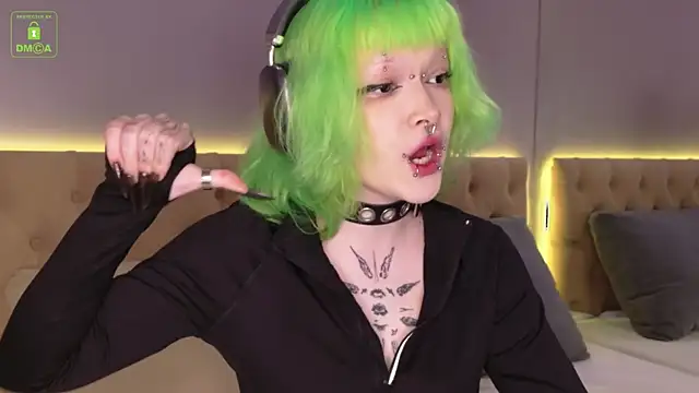 Sarah sinn online show from March 7, 2026, 4:52 am