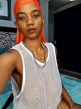 Snapshot of JANIELEE8XXXXX chatting on February 27, 2026, 2:28 pm JANIELEE8XXXXX online show from February 27, 2026, 2:28 pm