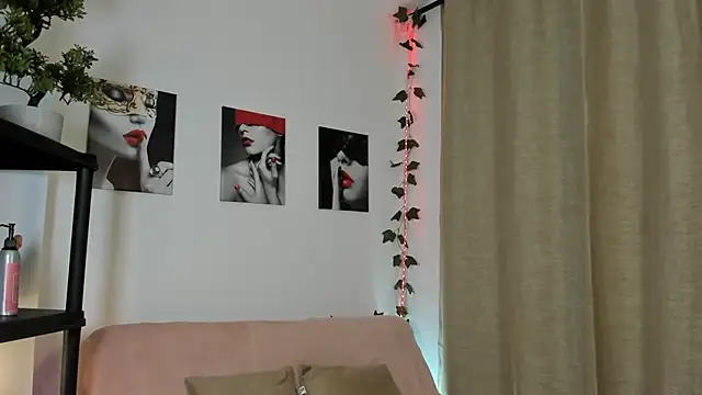 Rebeca Marchetti online show from April 19, 2026, 9:17 pm