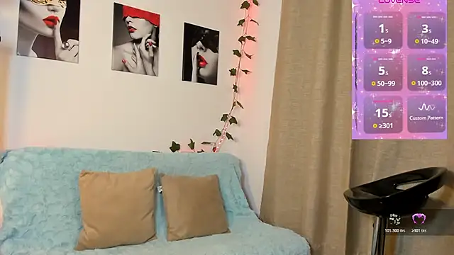 Snapshot of Rebeca_Marchetti chatting on June 16, 2026, 2:28 pm Rebeca Marchetti online show from June 16, 2026, 2:28 pm