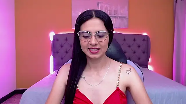 Snapshot of alexaneuer chatting on May 13, 2026, 1:07 pm alexaneuer online show from May 13, 2026, 1:07 pm