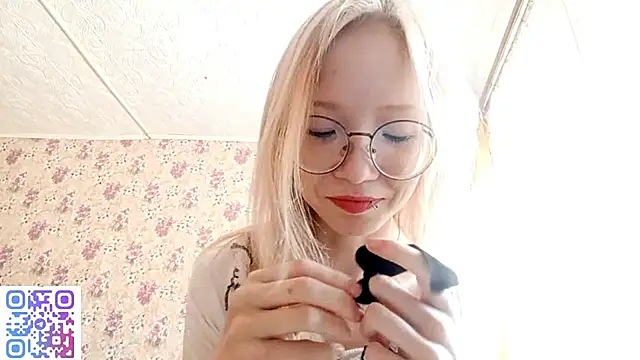 SoniqBliss online show from March 6, 2026, 7:14 am