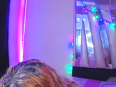 Snapshot of coconu052 chatting on February 28, 2026, 3:55 pm coconu052 online show from February 28, 2026, 3:55 pm