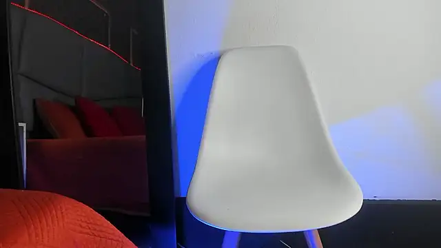 RashoomQueen online show from March 3, 2026, 7:32 pm