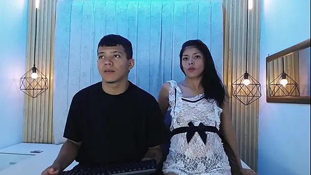 Snapshot of MiayHero chatting on March 4, 2026, 7:54 pm MiayHero online show from March 4, 2026, 7:54 pm