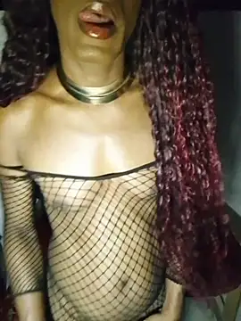 HonneyVictoria online show from March 8, 2026, 2:04 am