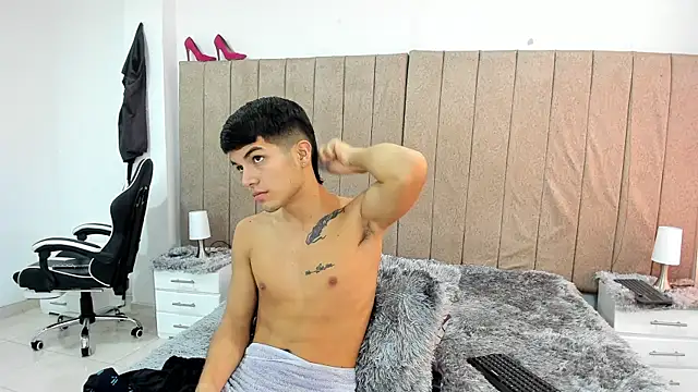 pipe hot04 online show from March 31, 2026, 4:42 pm