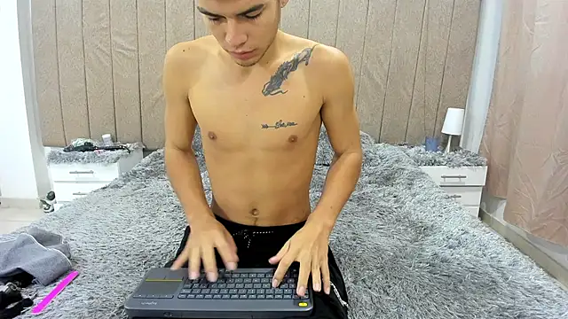 pipe hot04 online show from April 11, 2026, 2:19 am