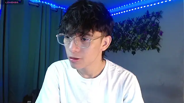 noah millerx online show from April 19, 2026, 11:07 pm