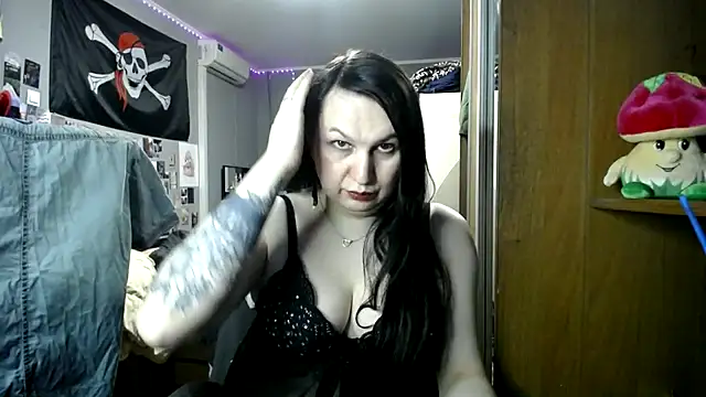 Snapshot of EvaBeautyXx chatting on March 3, 2026, 7:43 pm EvaBeautyXx online show from March 3, 2026, 7:43 pm