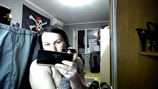 EvaBeautyXx online show from March 22, 2026, 9:38 pm