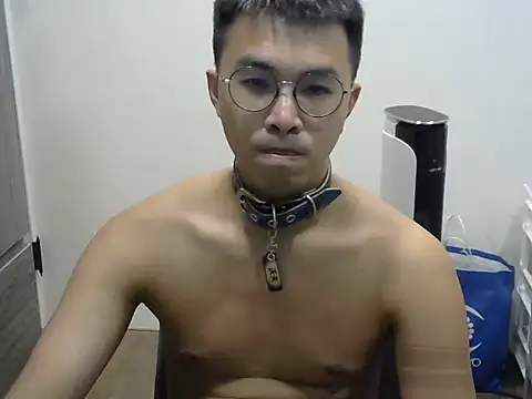 silverwolfwoof online show from May 27, 2026, 5:09 pm