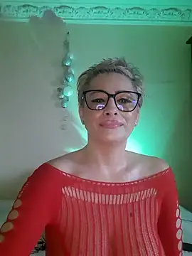 LunaBlaise online show from March 20, 2026, 8:04 am