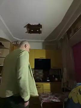 Alesio Alesio online show from March 4, 2026, 10:17 pm