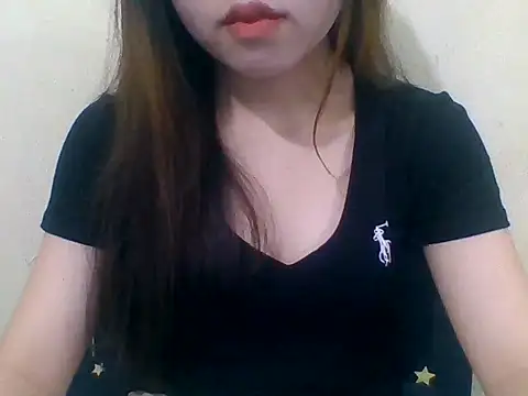 kiraa-007 online show from April 8, 2026, 1:56 pm