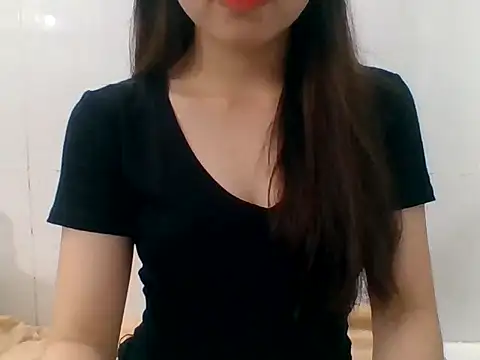 kiraa-007 online show from June 2, 2026, 2:39 pm