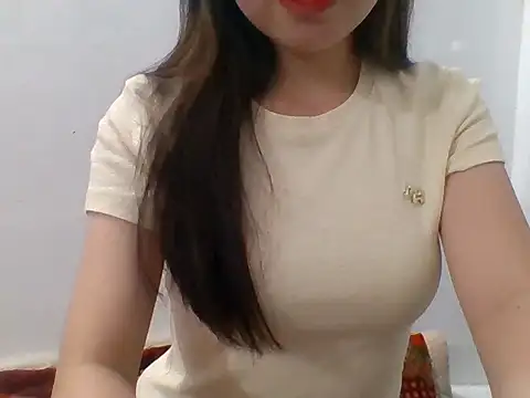 Snapshot of kiraa-007 chatting on June 13, 2026, 1:20 pm kiraa-007 online show from June 13, 2026, 1:20 pm