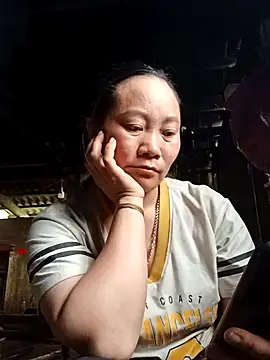 Lindxx-hot online show from April 2, 2026, 1:46 am