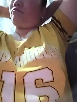 Lindxx-hot online show from April 19, 2026, 6:10 pm