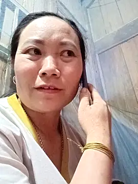 Lindxx-hot online show from April 3, 2026, 2:56 pm