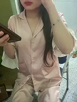 Snapshot of Xoai-cute chatting on May 9, 2026, 7:17 pm Xoai-cute online show from May 9, 2026, 7:17 pm