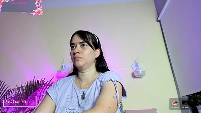  VALERIAGOMEZ online show from March 7, 2026, 11:05 am