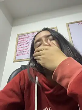 LilyRossi  online show from June 1, 2026, 11:43 am