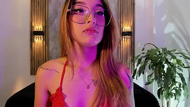 Melodylanee online show from June 5, 2026, 11:05 am