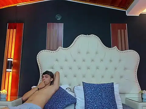 AnnyANDnoah online show from February 28, 2026, 1:00 pm