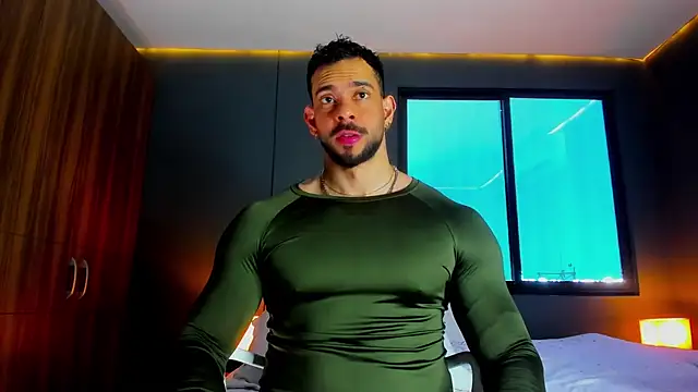 massimo visconti online show from March 26, 2026, 3:32 pm