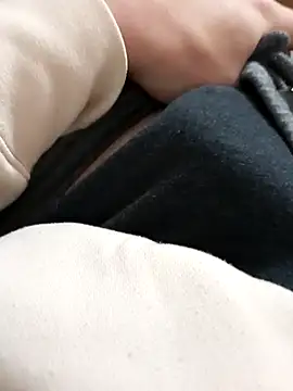 Alejandro27003 online show from March 7, 2026, 2:33 pm