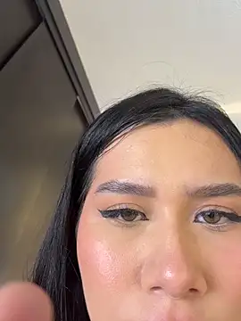 Snapshot of skylarferraro chatting on March 12, 2026, 10:14 pm skylarferraro online show from March 12, 2026, 10:14 pm